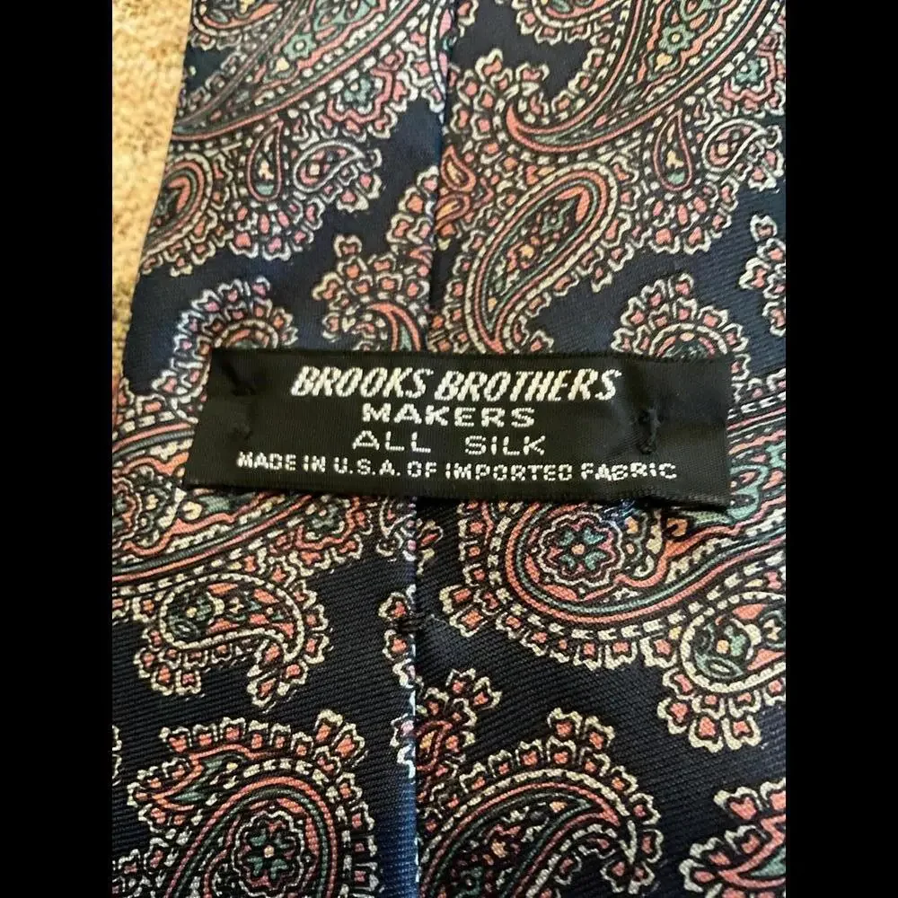 Brooks Brothers Navy Paisley Silk Tie